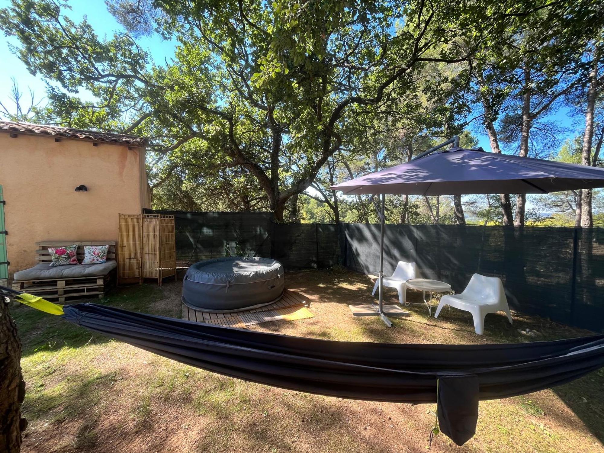 Maison Provencale Au Calme De La Campagne Avec Jacuzzi Aix-en-Provence Exterior foto